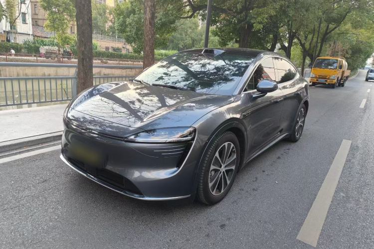 Used Hima Luxeed R7 2025 Range-Extended Version 251 km Max
