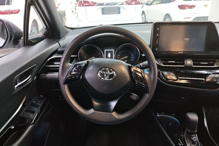 Used Toyota IZOA 2020 2.0L Yi Xiang CARE
