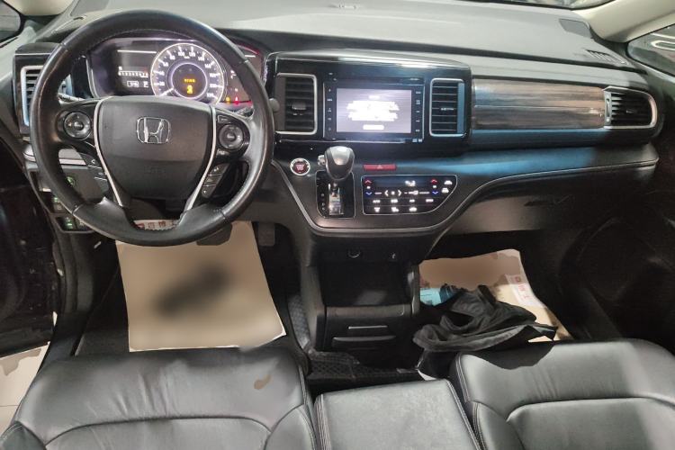 Used Honda Elysion 2016 2.4L Supreme Edition
