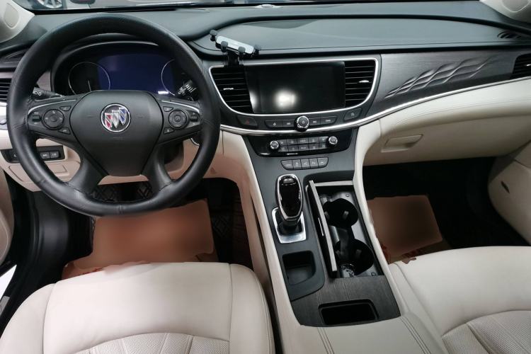 Used Buick LaCrosse 2022 Avenir Avia First Edition
