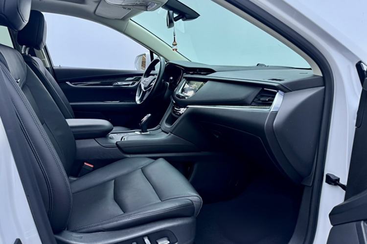 Used Cadillac XT5 2016 28T Four-Wheel Drive Luxury Model
