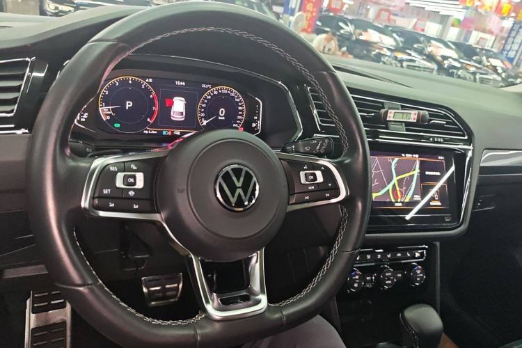 Used Volkswagen Tiguan L 2021 330TSI Automatic Two-Wheel Drive R-Line Enhanced Edition
