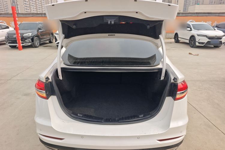 Used Ford Mondeo 2018 EcoBoost 180 Smart Control Fashion Model China VI Standard
