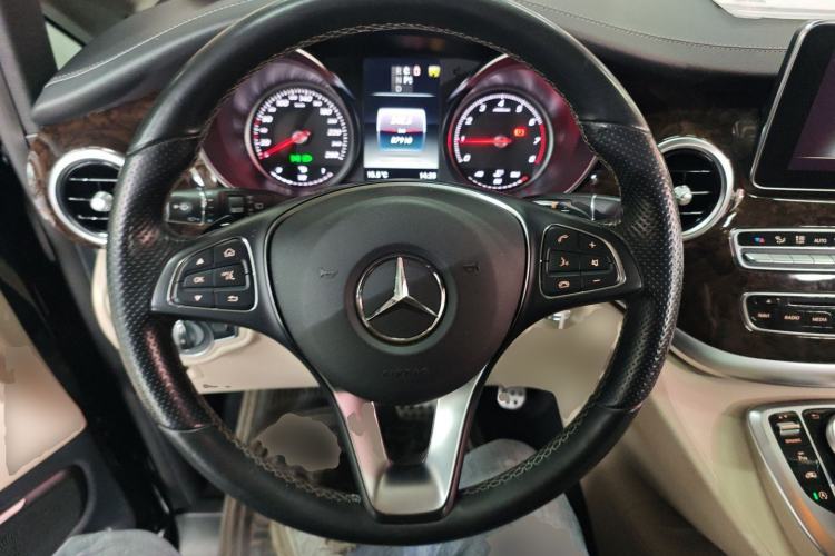 Used Mercedes-Benz V-Class 2018 V 260 L Prestige Extended Version China VI
