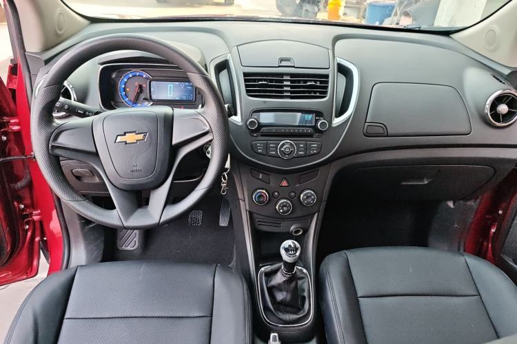 Used Chevrolet Trax 2016 1.4T Manual Two-Wheel Drive Comfort Version with Sunroof