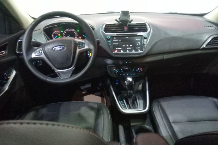 Used Ford Escort 2015 1.5L Automatic Fashion Model
