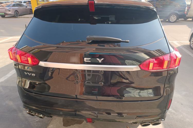 Used Wey VV6 2018 2.0T Two-Wheel Drive Flagship Version China V Standard
