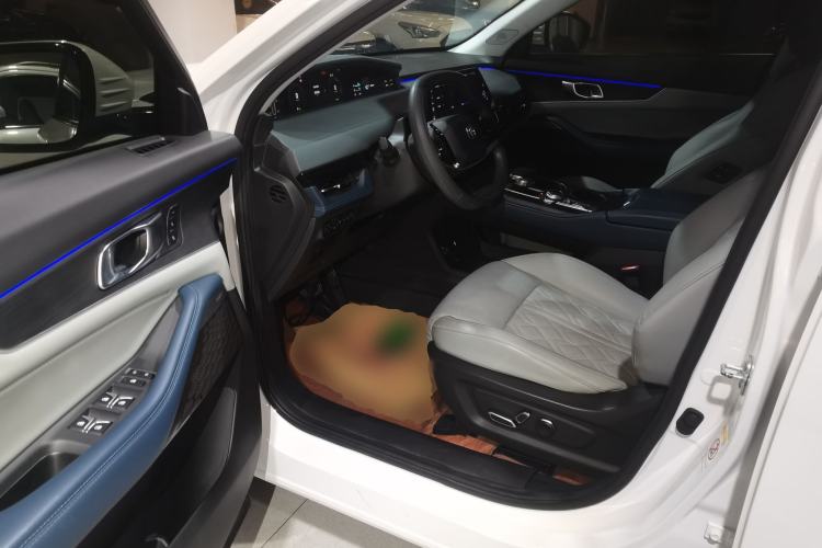 Used Changan UNI-K iDD 2022 Blue Whale iDD 130km 1.5T Prestige Model
