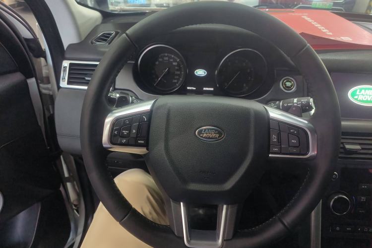 Used Land Rover Discovery Sport 2017 2.0T SE
