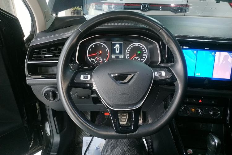 Used Jetta VS7 2022 Black Edition 1.4T Automatic Enjoyment Pro Version