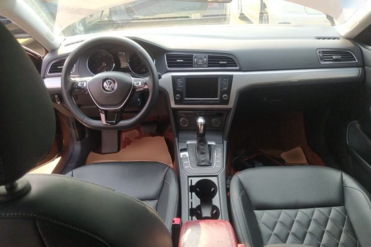 Used Volkswagen Lamando 2017 230TSI DSG Fashion Edition