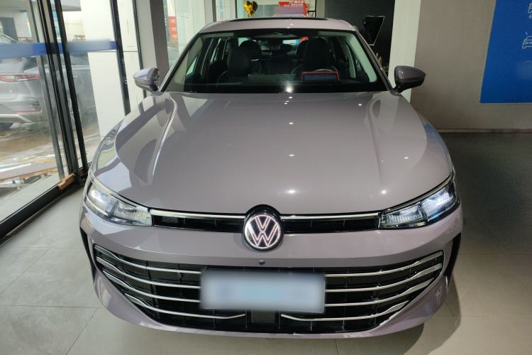 Used Volkswagen Passat 2025 Pro 380TSI Dragon Supreme Edition