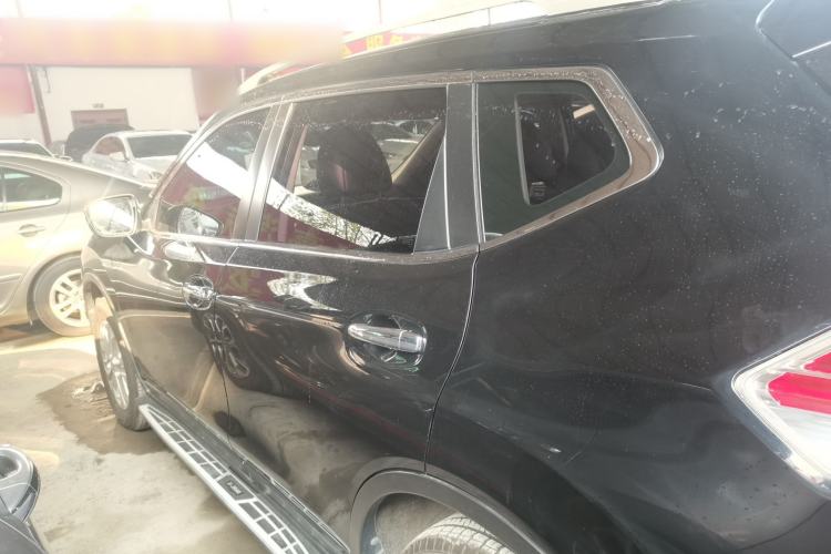 Used Nissan X-Trail 2015 2.0L CVT Comfort MAX Edition 2WD
