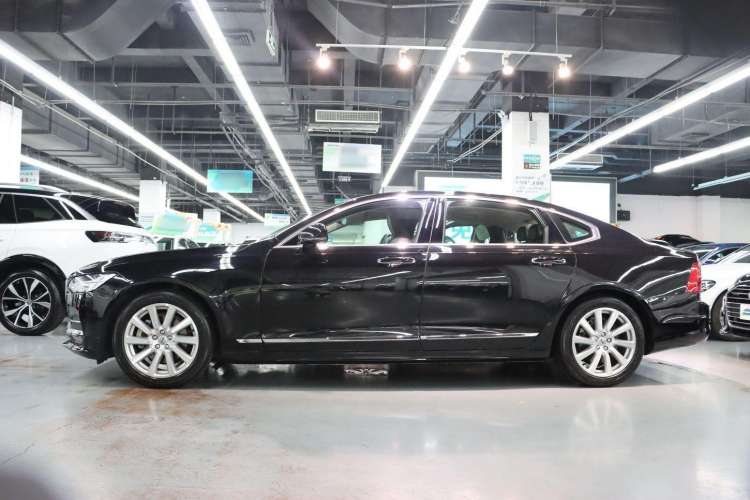 Used Volvo S90 2020 T5 Zhiyi Luxury Edition