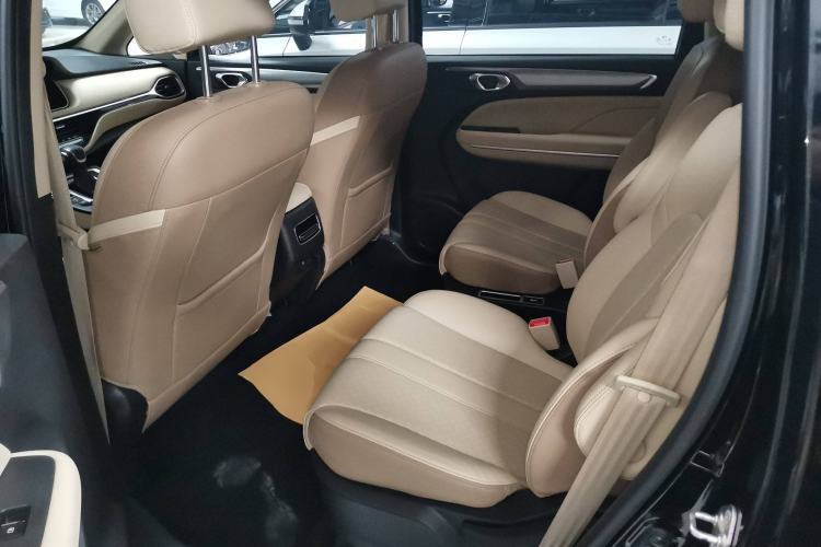 Used GAC Trumpchi M6 2021 270T DCT Luxury Edition (7-seater)
