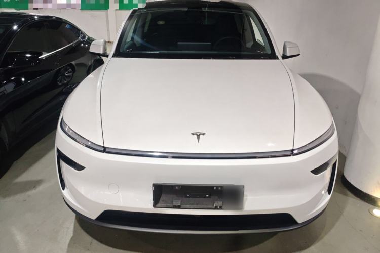 Used Tesla Model Y 2025 Long-Range All-Wheel Drive First Edition