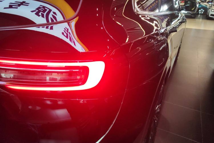 Used Hima AITO M7 2024 1.5T Intelligent Drive Rear-Drive Ultra Version 5 Seats
