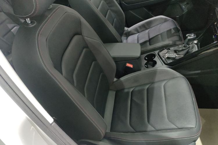 Used Volkswagen Tayron 2022 330TSI Two-Wheel Drive Luxury Smart Connectivity Version
