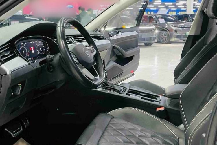 Used Volkswagen Magotan GTE Plug-in Hybrid 2022 GTE Luxury Model
