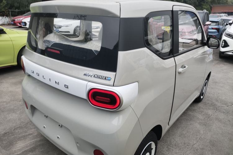 Used Wuling Hongguang MINIEV 2024 3rd Generation 215km Youth Edition