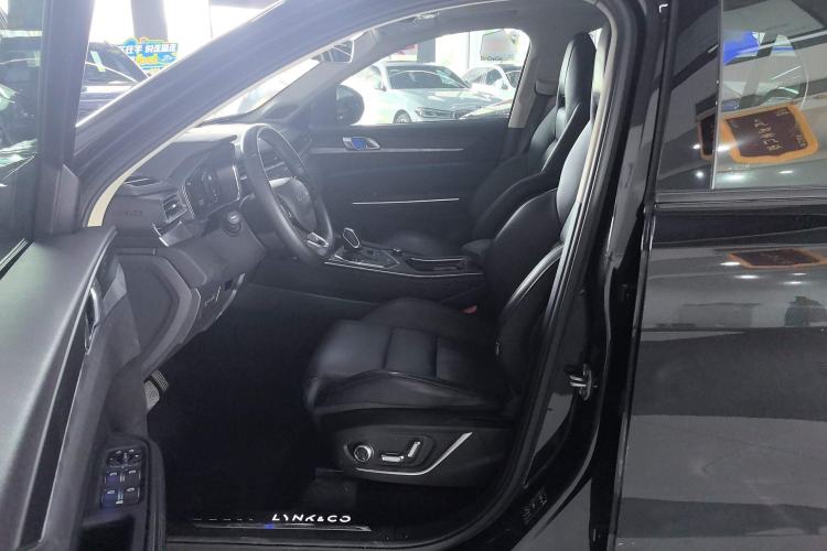 Used Lynk & Co 01 2021 2.0TD Two-Wheel-Drive Pro Trim
