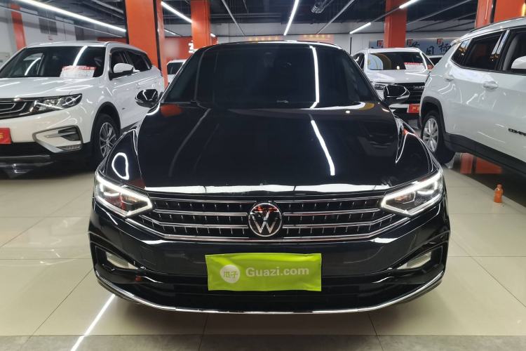 Used Volkswagen Magotan 2023 2 Million Units Commemorative Edition 330TSI DSG Luxury Version
