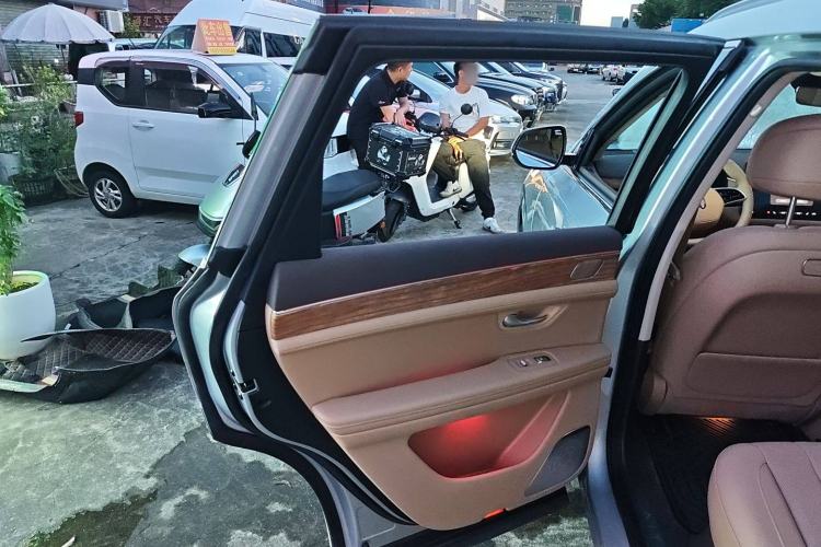 Used Hima AITO M7 2024 1.5T Rear-Drive Plus Version 5 Seats
