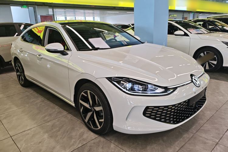 Used Volkswagen Lamando 2024 Lavida L 280TSI DSG Cool & Spicy Edition