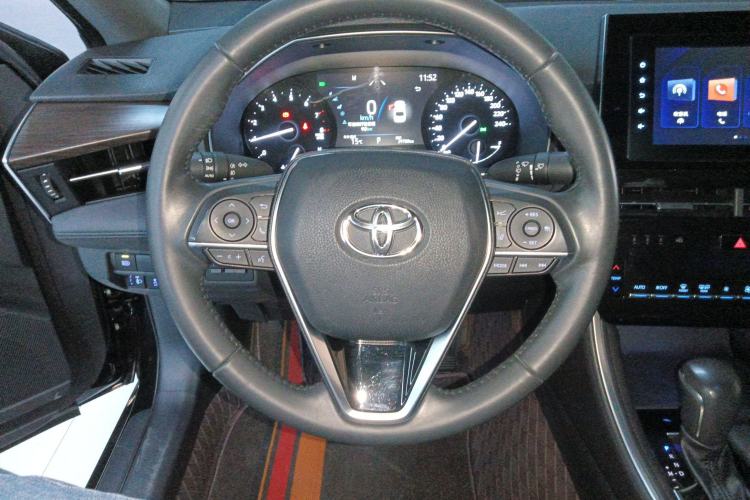 Used Toyota Avalon 2023 2.0L Premium Edition
