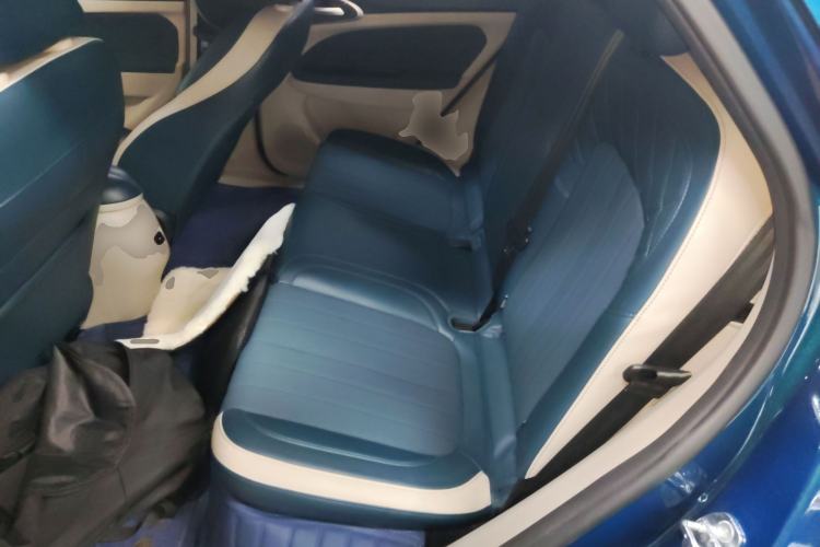 Used ORA Good Cat 2022 Morandi Edition 400km Standard Range Premium Version Lithium-Ion Battery