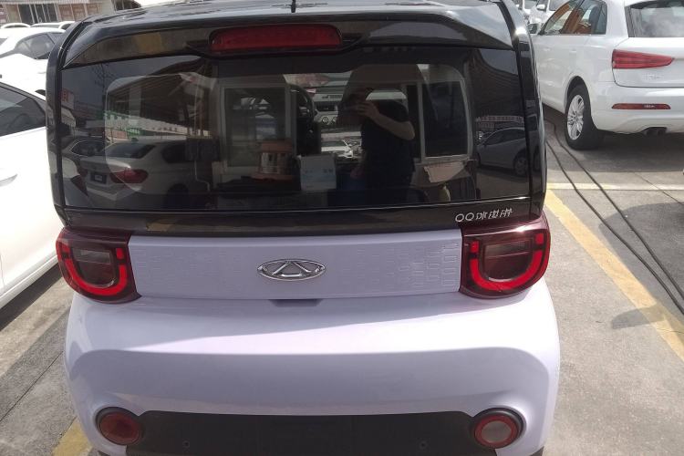 Used Chery QQ Ice Cream 2022 170km Sundae Phosphate Lithium-Ion
