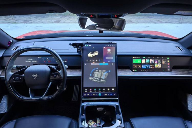 Used NETA S 2022 Extended-Range Version 1160 km Range Rear-Wheel Drive Mid-Grade
