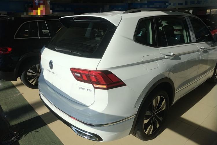 Used Volkswagen Tiguan L 2024 Outstanding Model 330TSI Automatic Two-Wheel Drive R-Line Dragon Glory Edition
