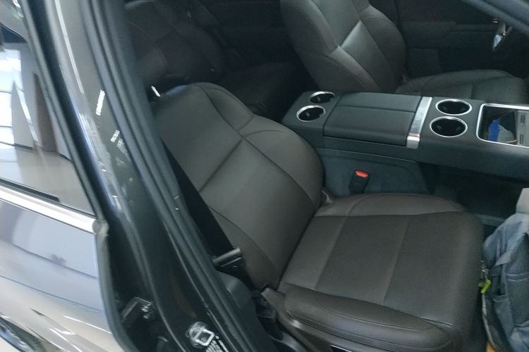 Used Li Auto L8 2023 Pro Model
