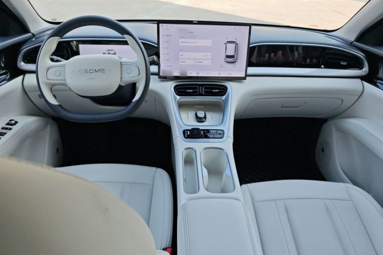 Used  Geome 2025 UP 410km Exploration+ Edition
