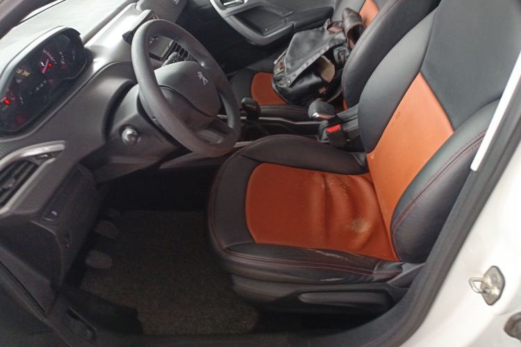 Used Peugeot 2008 2014 1.6L Manual Trend Edition
