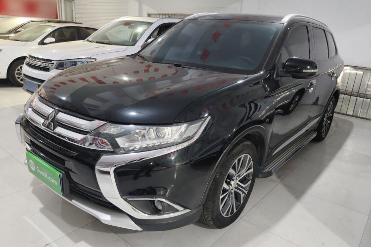 Used Mitsubishi Outlander 2018 2.0L Two-Wheel Drive Glory Edition 5 Seats