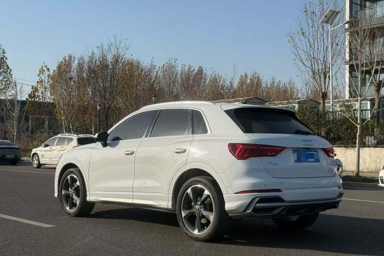Used Audi Q3 2022 35 TFSI Fashion Dynamic Model