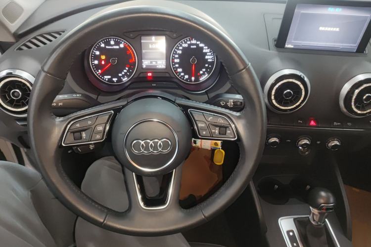 Used Audi A3 2020 Limousine 35 TFSI Fashion Edition China VI Emission Standard
