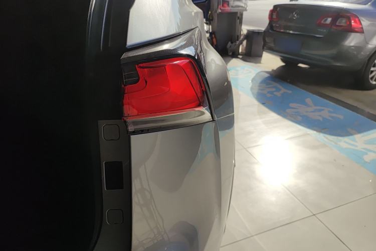 Used Lexus NX 2020 300h Front-Drive FENGSHANG Version China VI Standard
