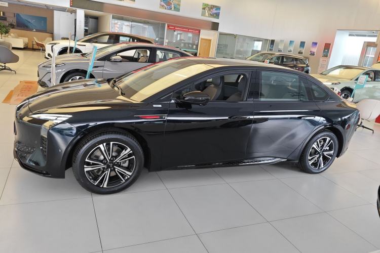 Used Hongqi EH7 2025 600 Smart Selection Edition
