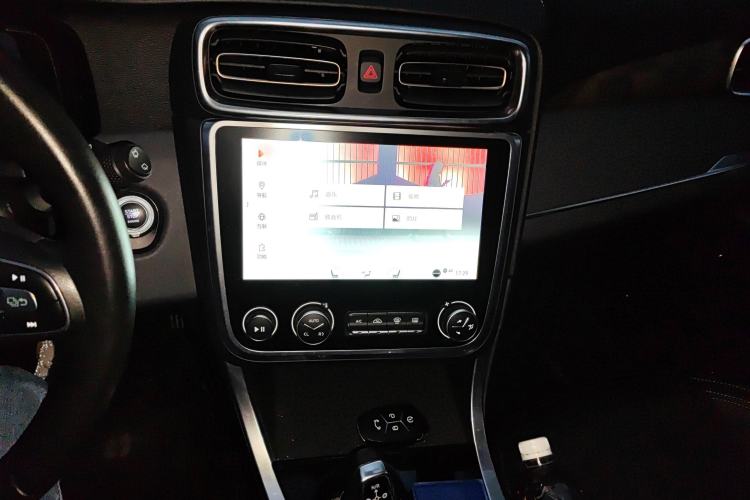 Used Lynk & Co 01 2017 2.0T Two-Wheel Drive Pro Edition
