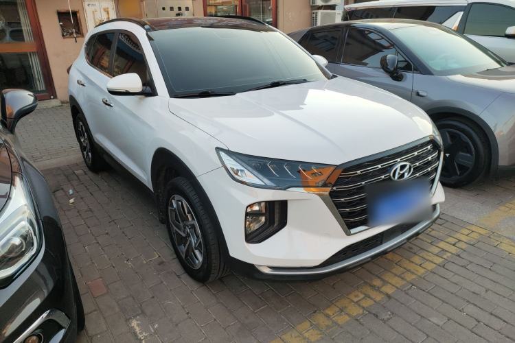 Used Hyundai Tucson 2020 280TGDi Two-Wheel-Drive GLS Fashion Edition China VI Standard