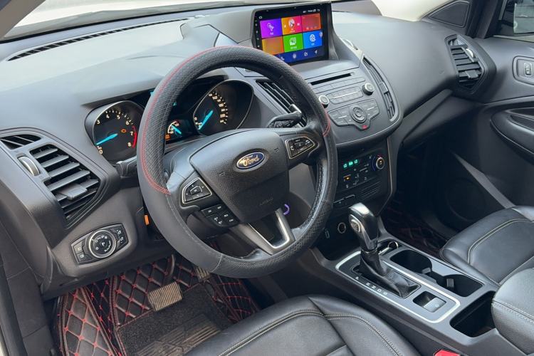 Used Ford Kuga 2018 EcoBoost 180 Two-Wheel-Drive Platinum Edition
