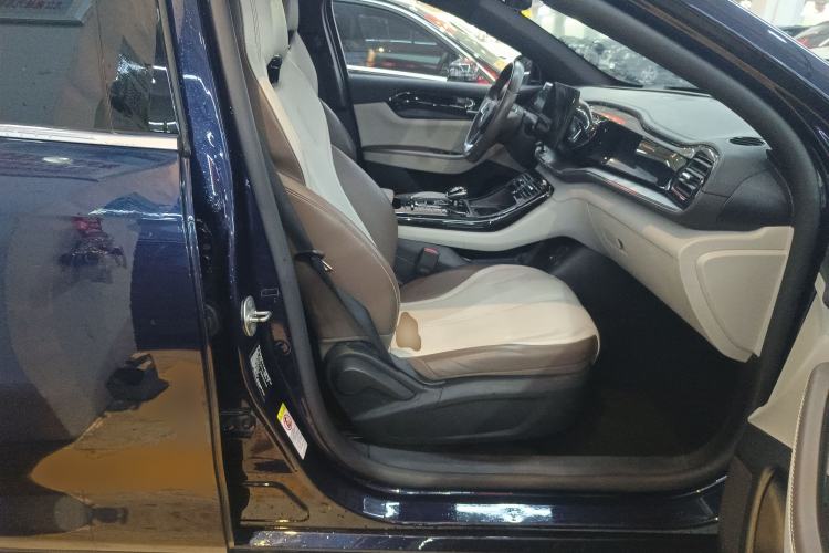 Used BYD Qin PLUS 2024 HONOR Edition DM-i 55KM Leading Model
