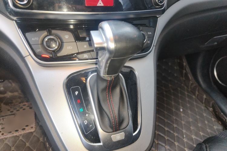 Used Haval H6 2015 Sport Edition 1.5T Automatic Two-Wheel Drive Luxury Model
