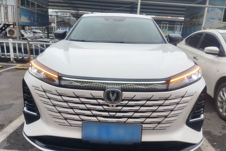 Used Changan CS75 PLUS 2024 3rd Generation Champion Edition 2.0T Intelligent Drive Performance Model
