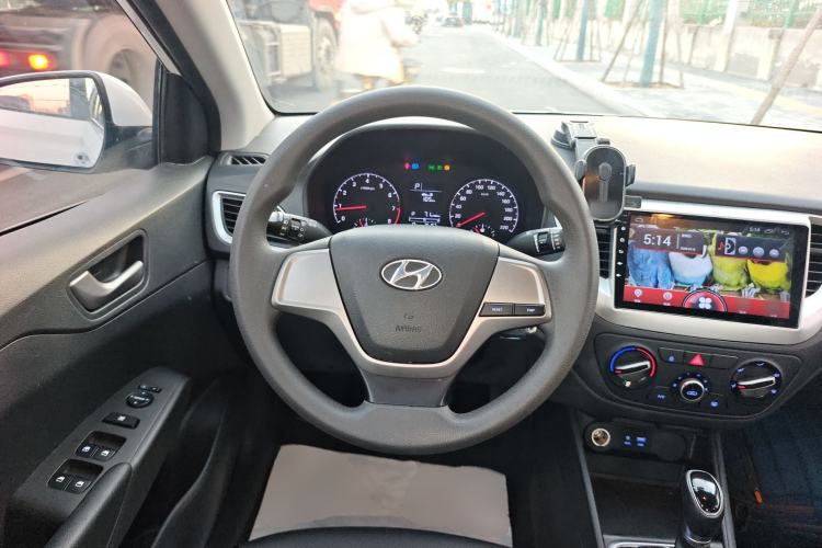 Used Hyundai Verna 2016 1.4L Automatic Cool Edition GLS