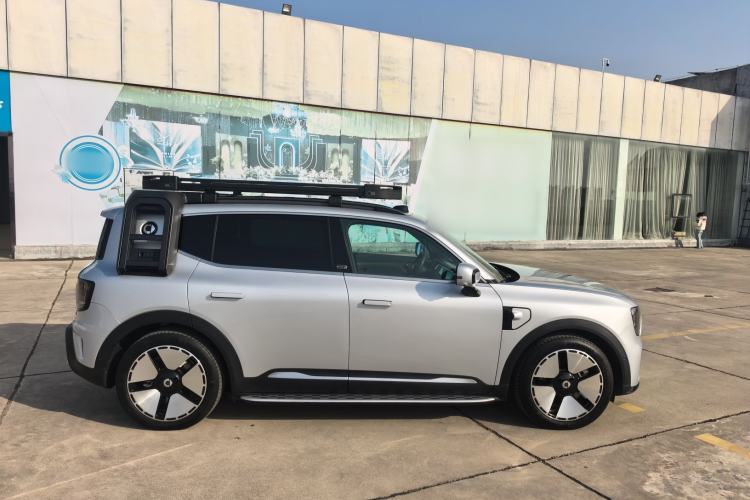 Used  #5 2024 Ultra-Long Range Extraordinary Journey Luxury Edition