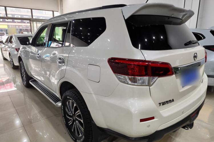 Used Nissan Terra 2018 2.5L Automatic 2WD Luxury Edition